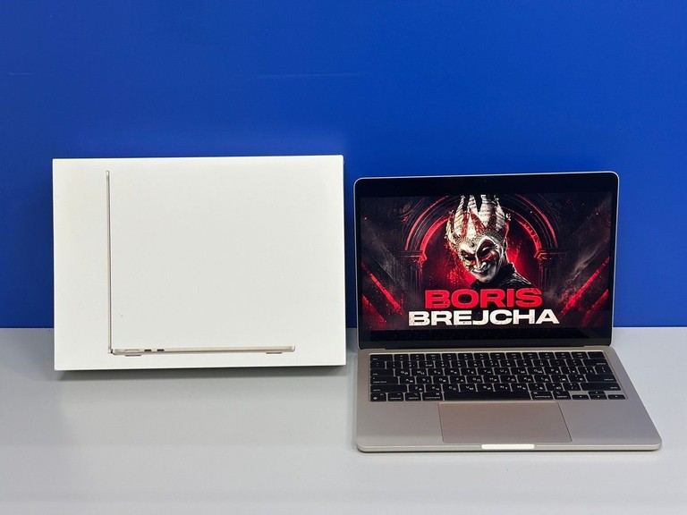 Купити Apple macbook air 13.6/ m2 / ram 16gb/ ssd 256gb/ gpu 8 core Б/У