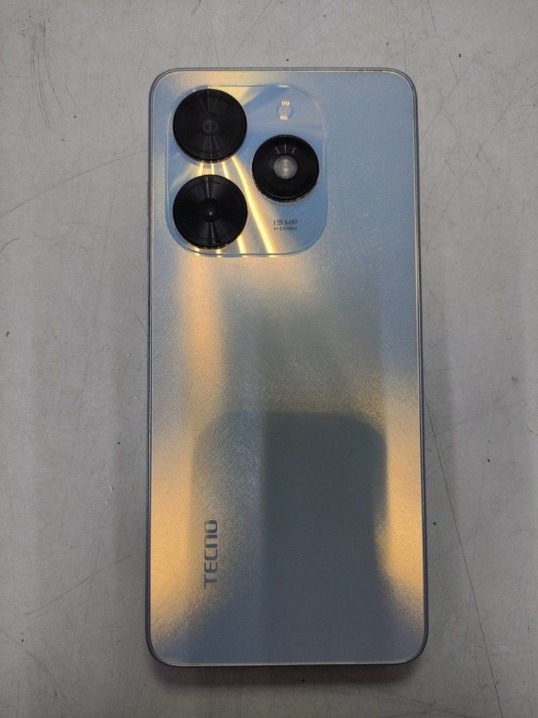 Розпродаж Tecno spark go 2024 3/64gb, продавець Техноскарб