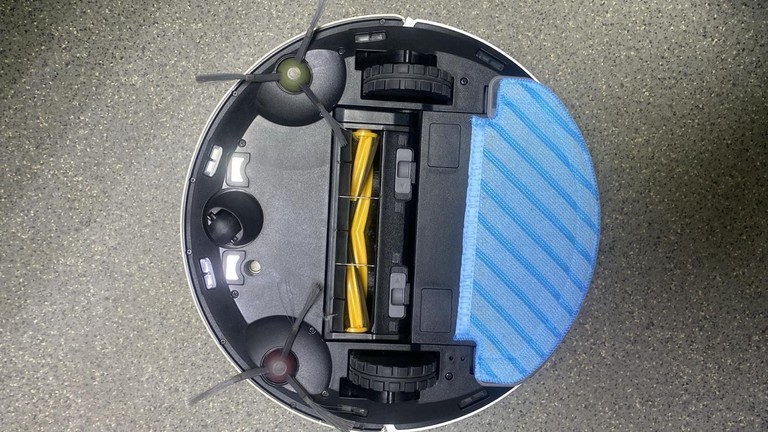 Дешиво Ecovacs deebot ozmo n8 pro с ломбарда