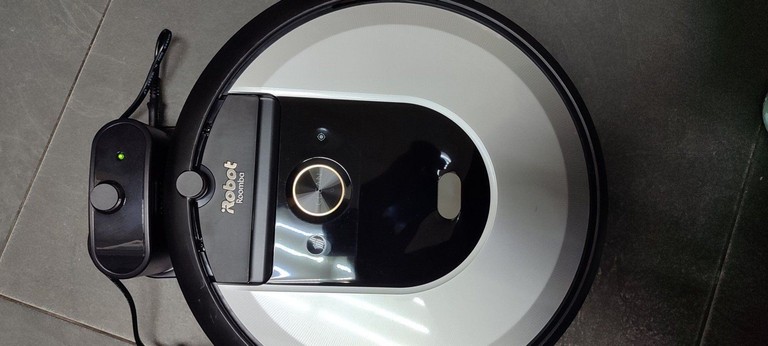 Дешево Irobot Roomba i7 з ломбарду