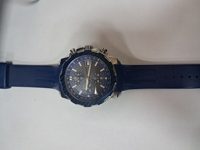 Купить GUESS W1047G2 Б/У