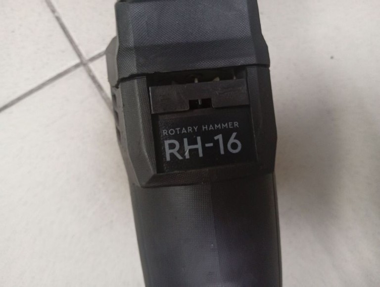 Дешево Dnipro-M rh-16 з ломбарду