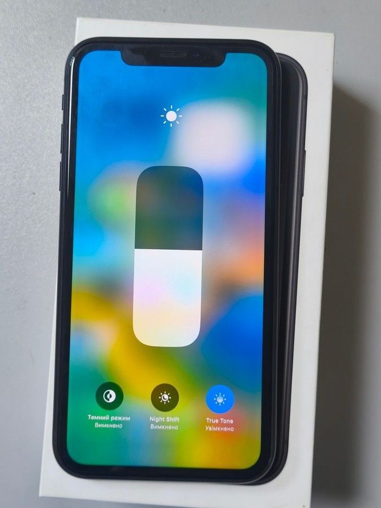 Apple iphone xr 64gb Код:01-200995009. Зображення 7