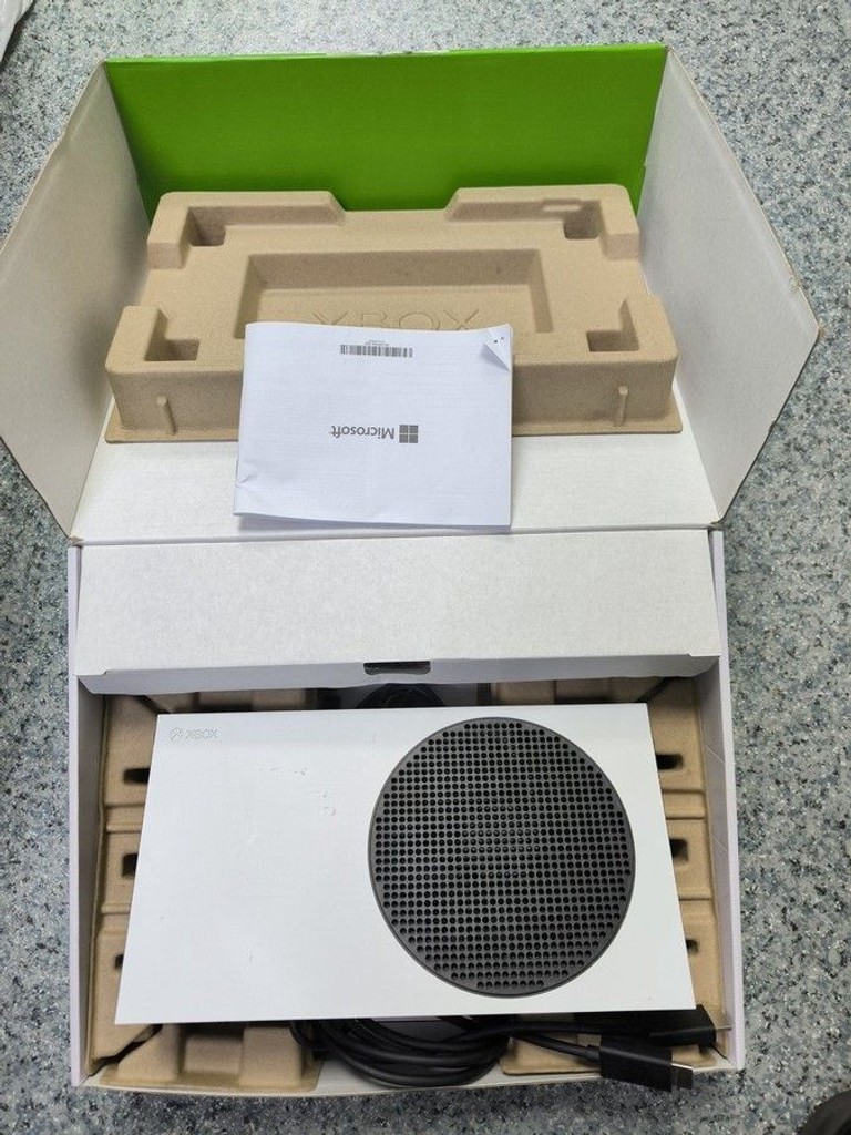 Купити Microsoft xbox series s 512gb Б/У