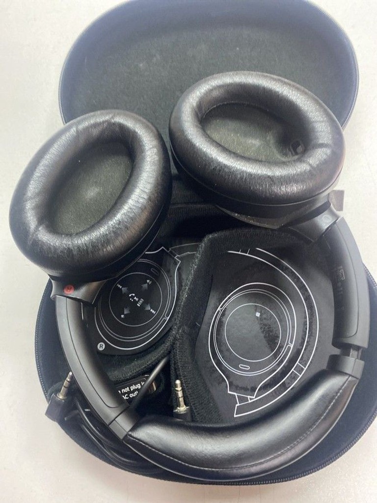 Дешево Sony wh-1000xm4 з ломбарду