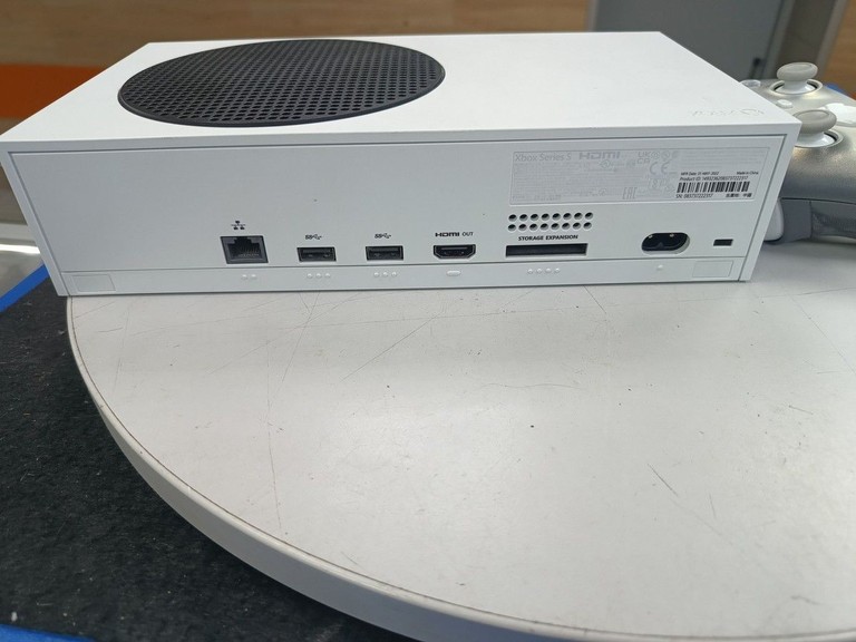 Дешиво Microsoft xbox series s 512gb с ломбарда