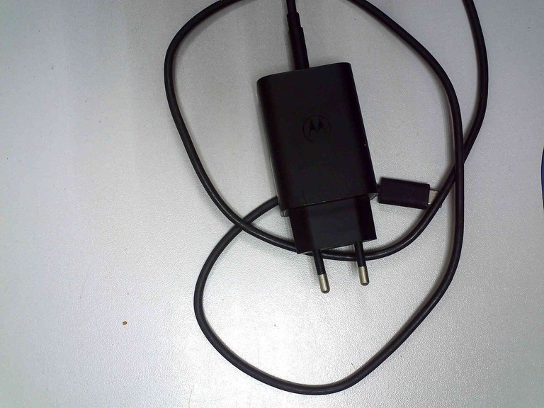Дешиво Motorola mc-682n turbopower 68w с ломбарда