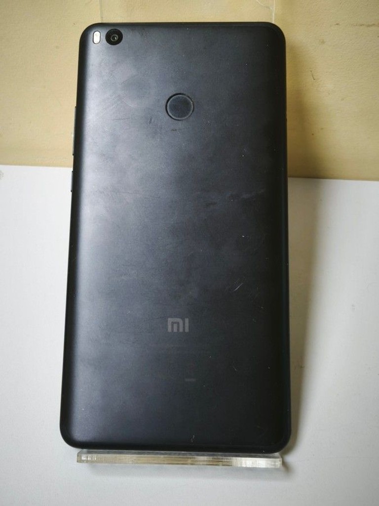 Купити Xiaomi mi max 2 4/64gb Б/У