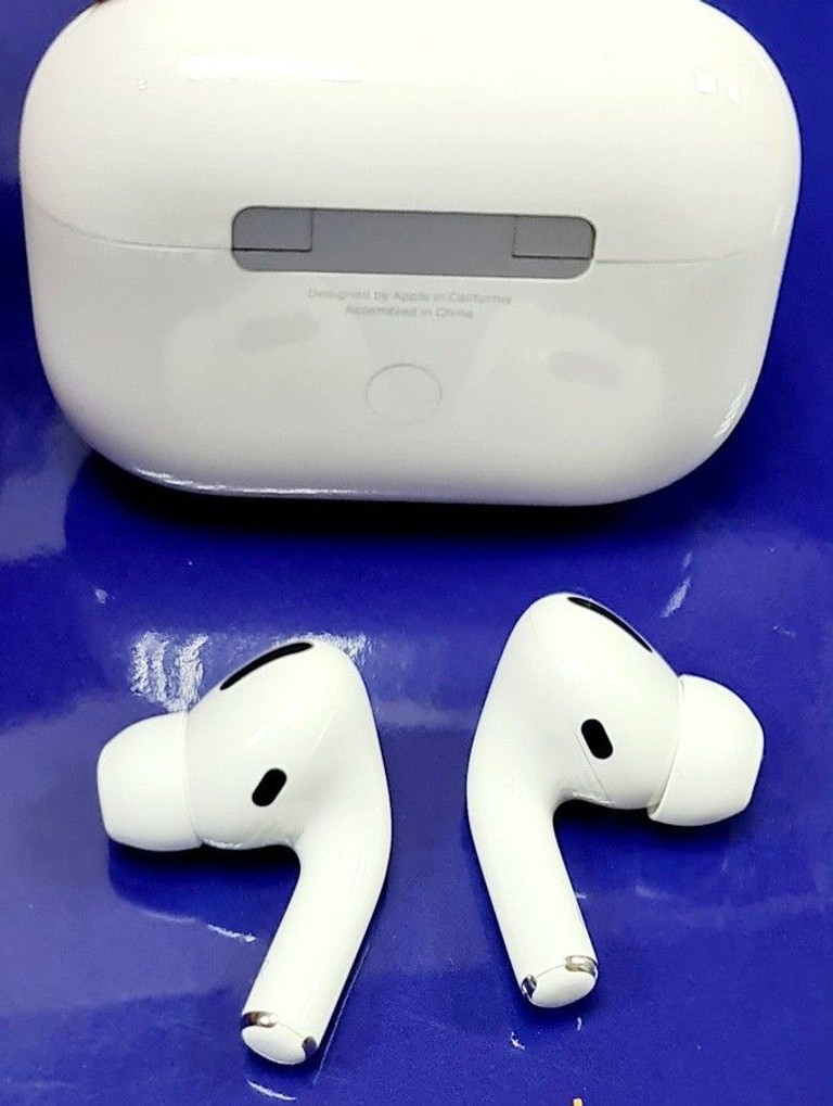 Купити Apple AirPods Pro (MWP22) Б/У