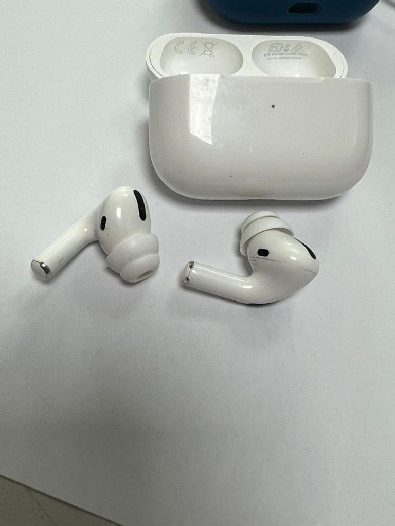 Оголошення Apple AirPods Pro (MWP22) Б/У