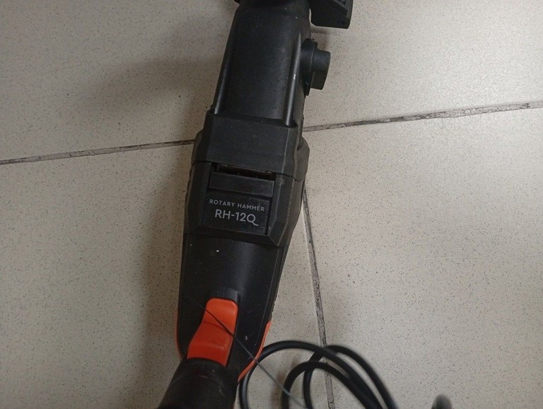 Дешево Dnipro-M rh-12q з ломбарду