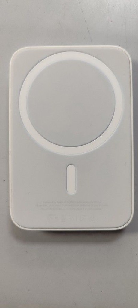 Купити Apple magsafe battery pack a2384 1460mah Б/У