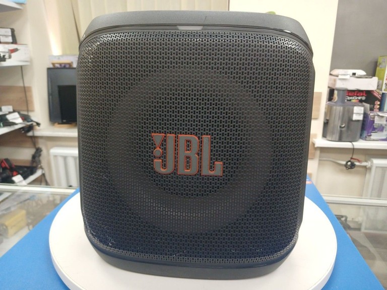 Купити Jbl partybox encore essential 2 Б/У