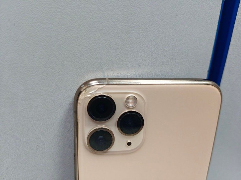 Apple iphone 11 pro 256gb Код:01-201166360. Изображение 10