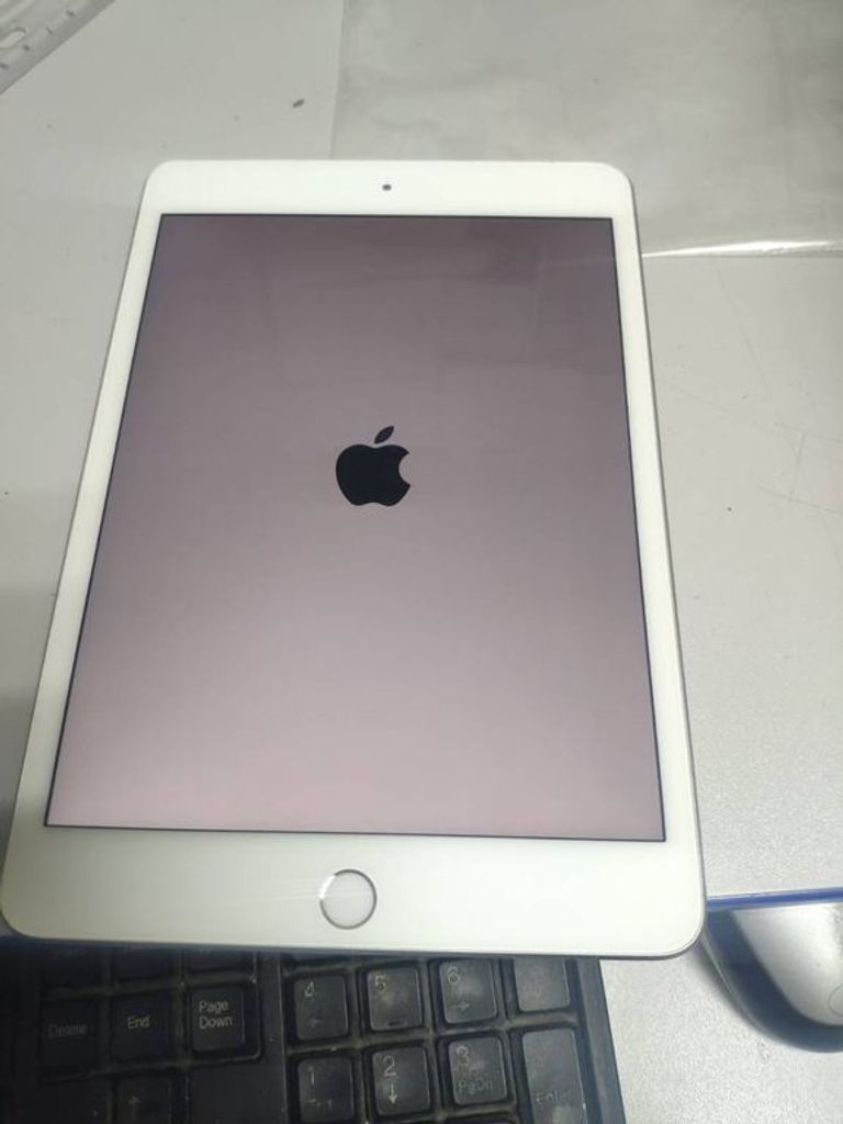 Объявление Apple iPad mini 5 Wi-Fi 64gb Б/У