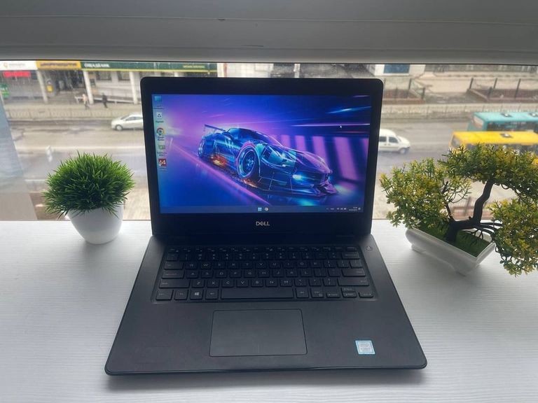 Купити Ігровий ноутбук Dell Latitude 3490 14"HD 8/256 SSD i7-8550U + R7 M460 2 GB GDDR5 Б/У