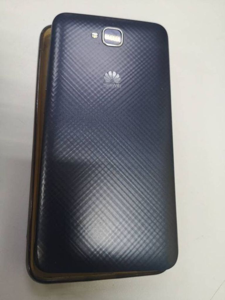 Купити Huawei y6 pro Б/У