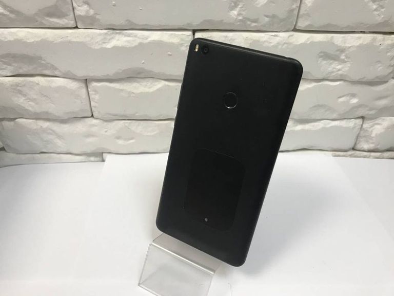 Дешиво Xiaomi mi max 2 4/64gb с ломбарда