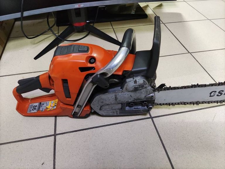 Оголошення Husqvarna 562 xp Б/У