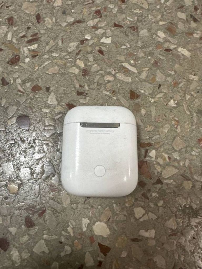 Apple airpods 2 gen a1602.a2032+a2031 2019г.