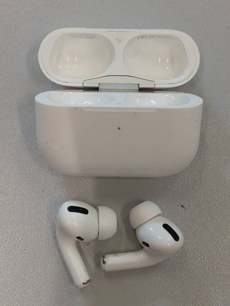 Apple AirPods Pro (MWP22)