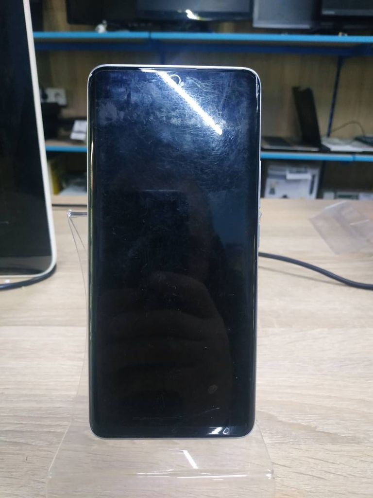Купити Xiaomi redmi note 13 pro+ 8/256gb Б/У