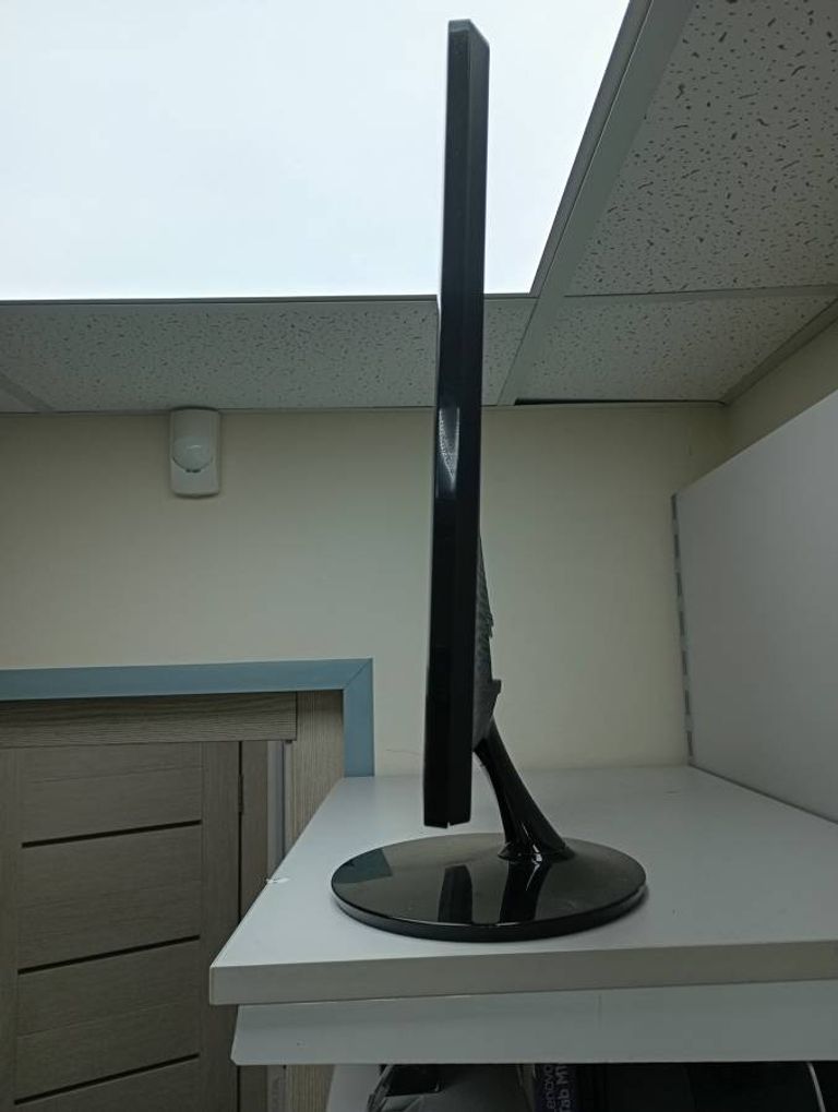 Распродажа Samsung s23b300, продавец Техноскарб