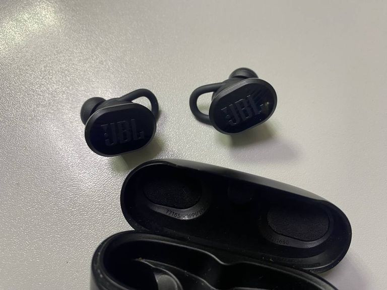 Оголошення Jbl endurance race Б/У