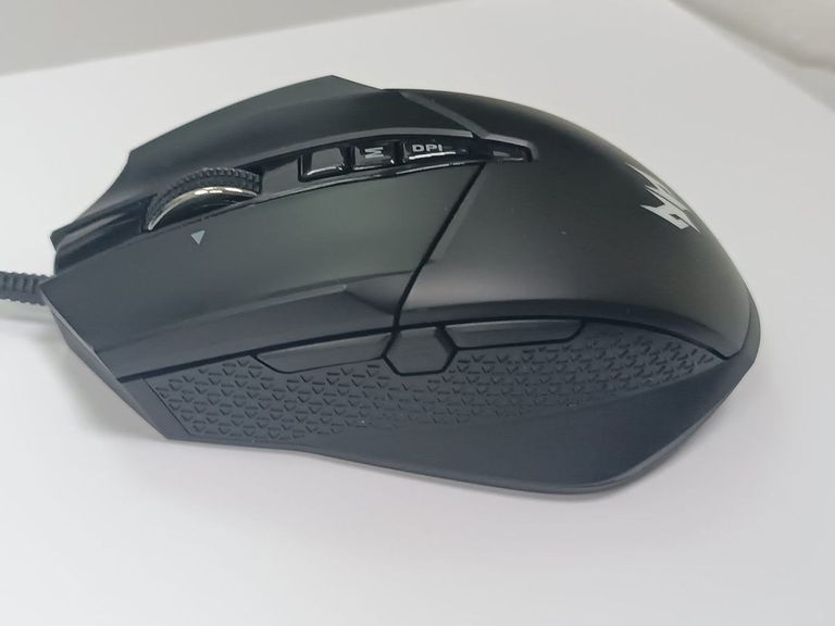 Дешиво Acer predator cestus 335 с ломбарда