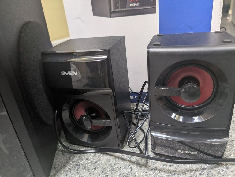 Дешево Sven ms-302 з ломбарду