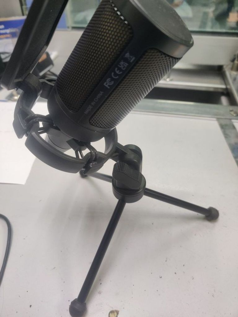 Объявление Fifine AmpliGame A6VW Б/У