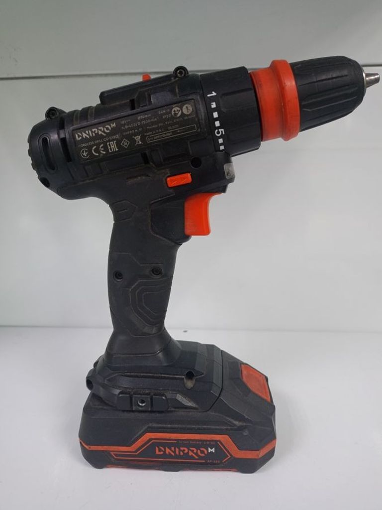 Оголошення Dnipro-M cd-218q + 1акб 2ah + зп Б/У