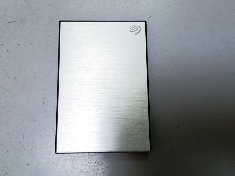 Купить Seagate backup plus ultra touch 2 tb Б/У