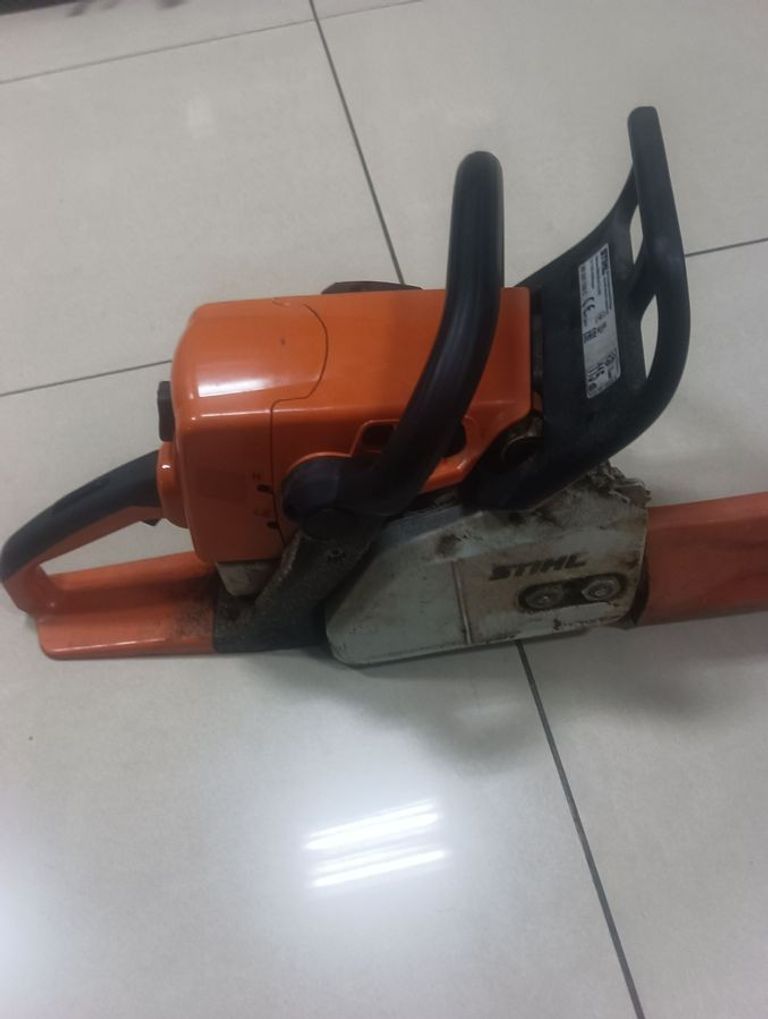 Розпродаж Stihl MS 230 40cm (11232000756), продавець Техноскарб