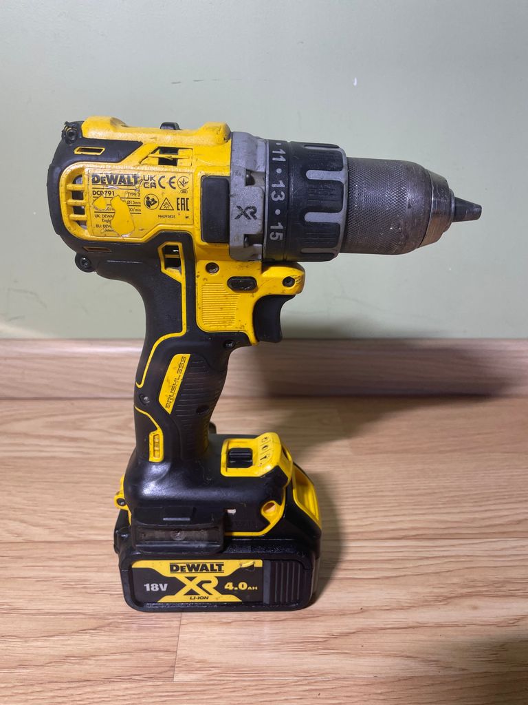 Оголошення Dewalt dcd791 1акб Б/У