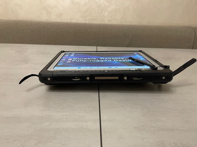 Объявление Panasonic Toughbook CF-33, 12", i5-7300U, 8GB, 256GB, 4G LTE Б/У