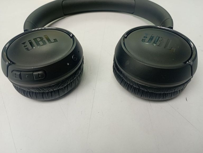 Дешиво Jbl tune 510bt с ломбарда