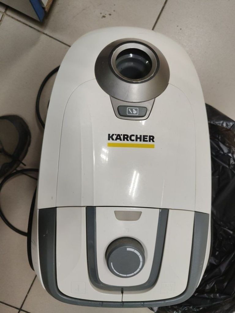 Купить Karcher vc 2 premium Б/У