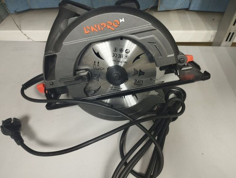 Оголошення Dnipro-M cs-185m Б/У