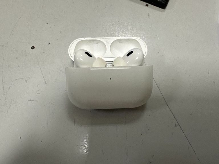 Apple airpods pro 2nd generation with magsafe charging case usb-c Код:01-200832860. Изображение 8