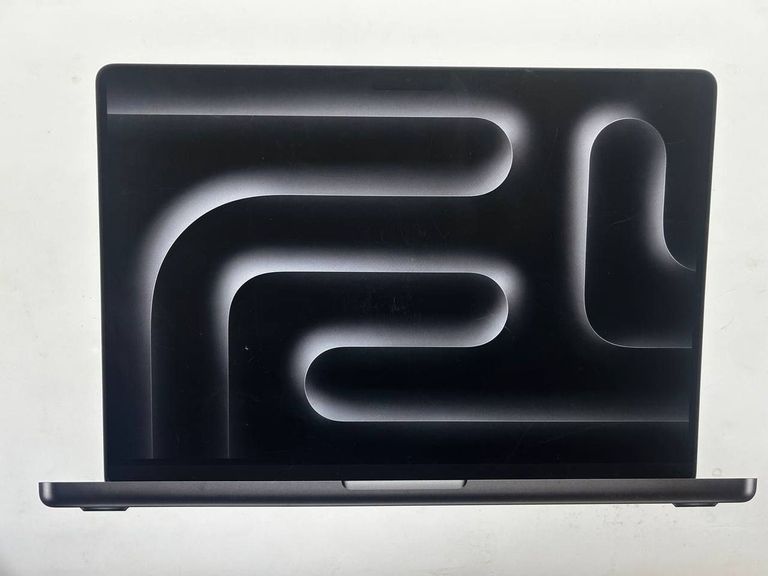 Купити Apple macbook pro a1989 13,3" core i5 2,4ghz/ram8gb/ssd256gb/iris plus graphics 655 Б/У