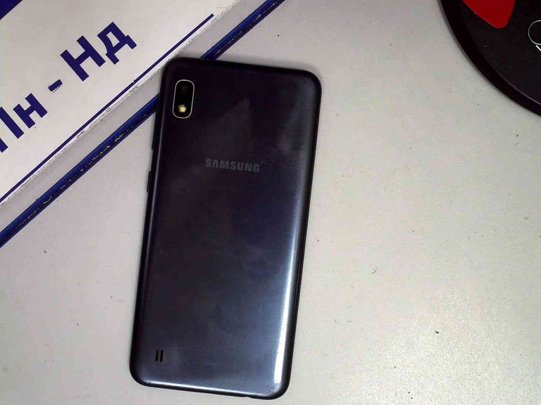 Дешиво Samsung a105f galaxy a10 2/32gb с ломбарда