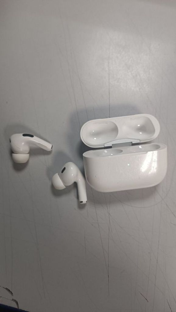 Оголошення Apple airpods pro 2nd generation with magsafe charging case usb-c Б/У