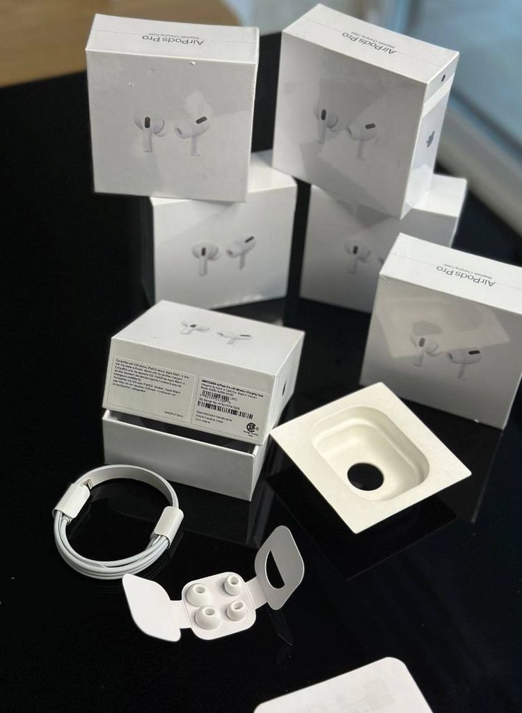 Дешево Apple AirPods Pro (MWP22) з ломбарду