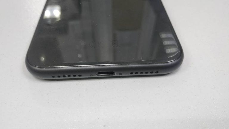 Дешево Apple iphone 11 64gb з ломбарду