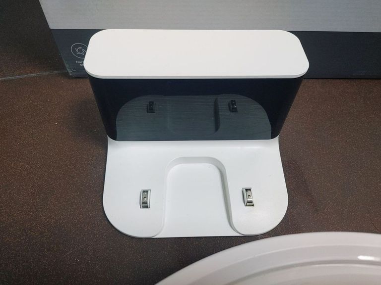 Дешево Xiaomi Robot Vacuum E10 з ломбарду