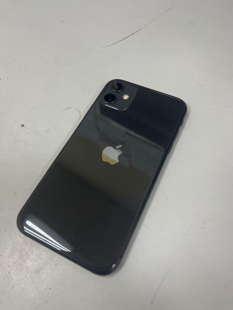Дешево Apple iphone 11 64gb з ломбарду