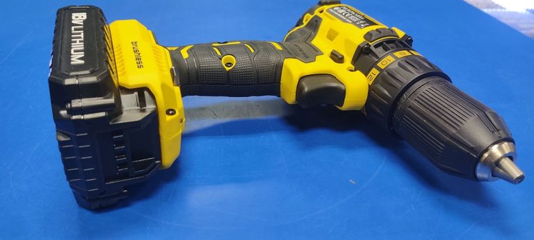 Розпродаж Stanley fmc608c2k 2акб. 18v 1.3ah li-ion fatmax, продавець Техноскарб