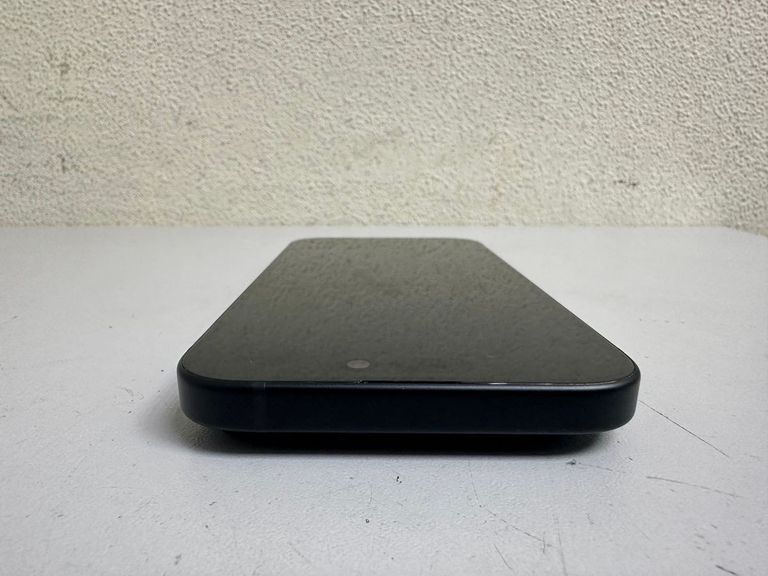 Apple iPhone 15 128GB Green Код:01-200861878. Зображення 5