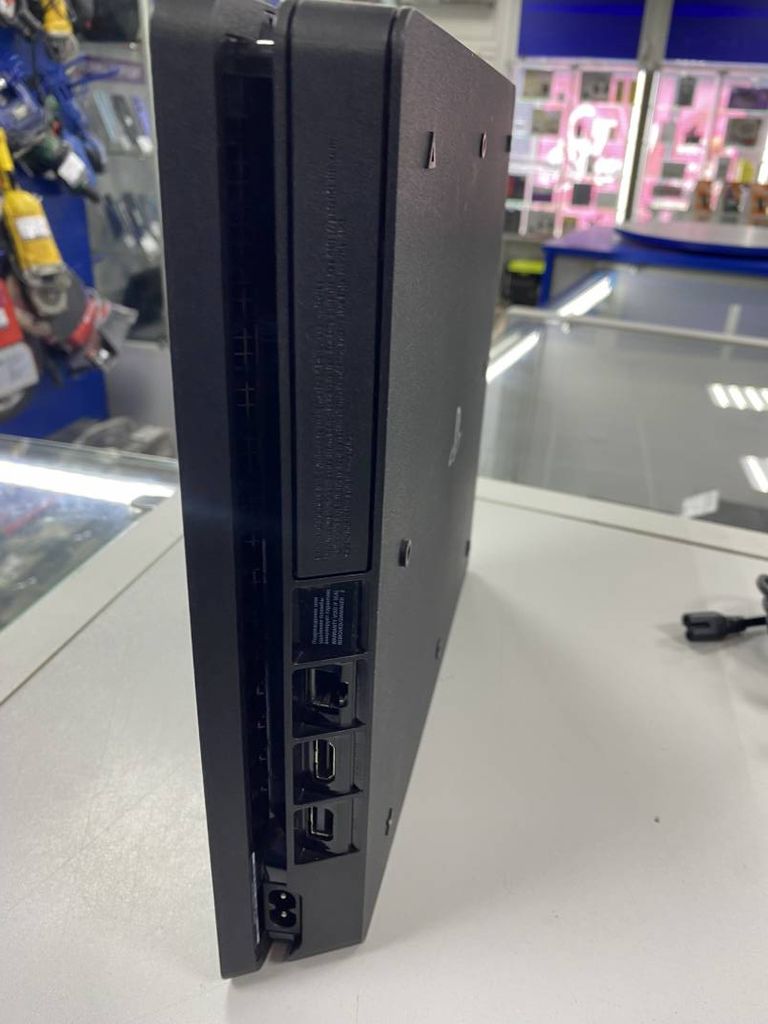  Sony PlayStation 4 Slim 1TB Black Код:01-200110295. Изображение 6